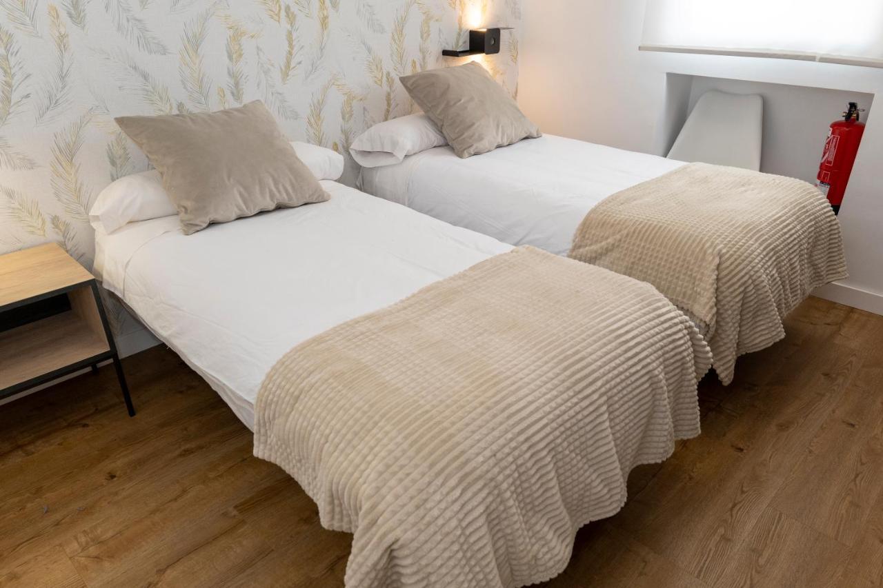 Apartamentos En Cordoba, Puente Romano Y Torre Calahorra Eksteriør bilde