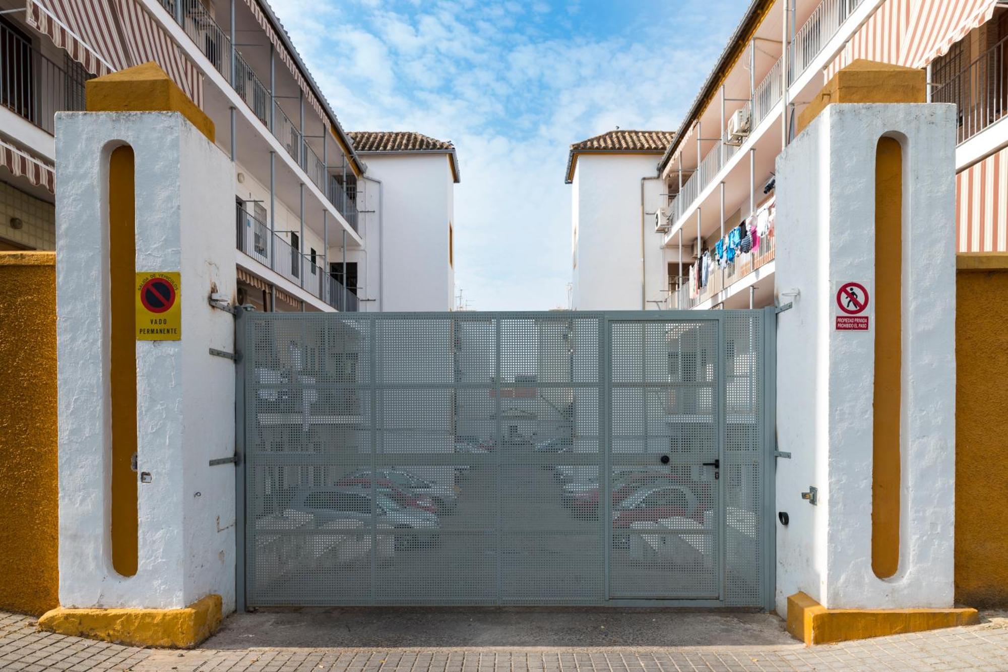 Apartamentos En Cordoba, Puente Romano Y Torre Calahorra Eksteriør bilde